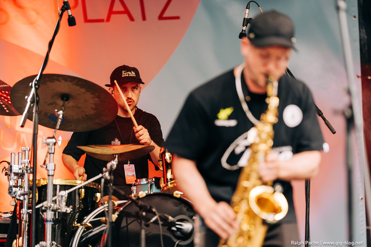 Julian Feuchter performing on a festival stage